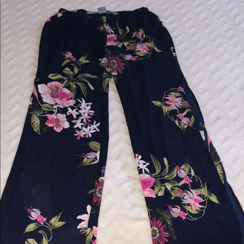 Navy Floral Flowy Pants
